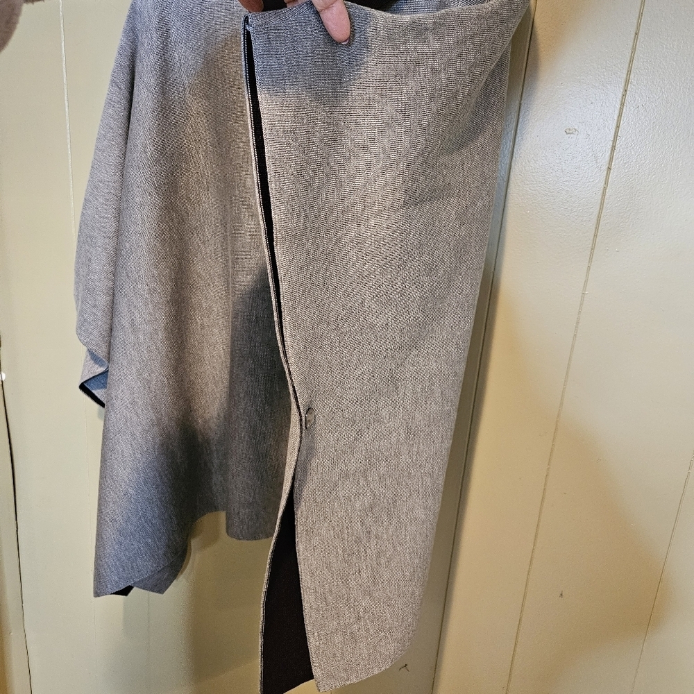 Anne Klein Plus-Size Poncho 2X - Chic, Oversized - Picture 4 of 6